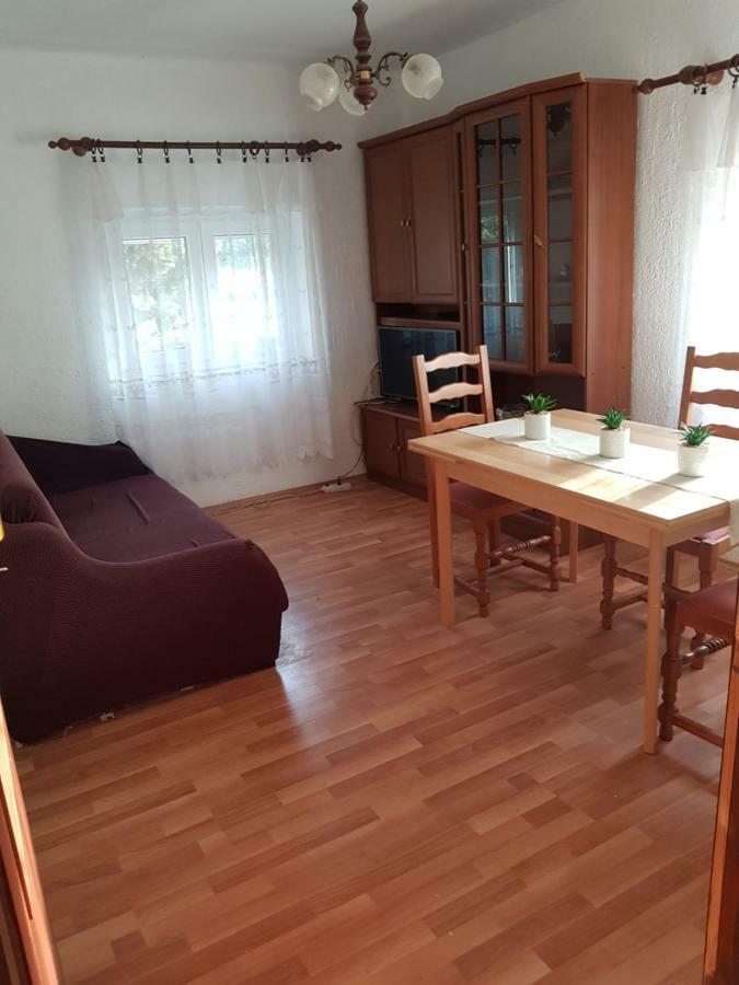 Apartmani Cempres Senj 센 외부 사진